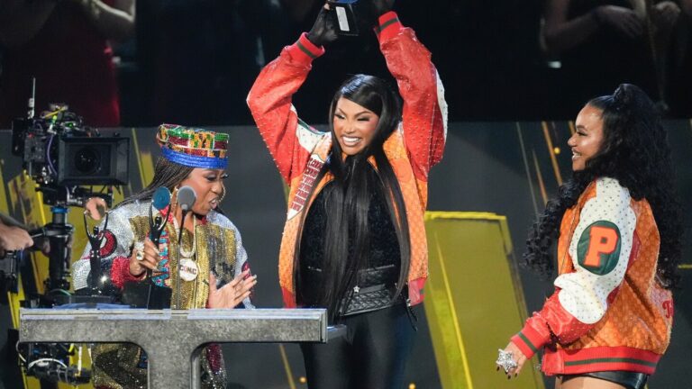 Federal think dismisses Salt-N-Pepa’s lawsuit over master recordings