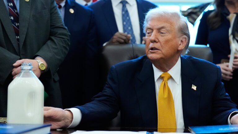Trump signs law returning entire milk to college lunches