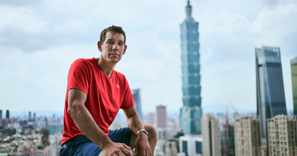 Alex Honnold’s ropeless climb of Taipei 101 skyscraper rescheduled as a consequence of weather