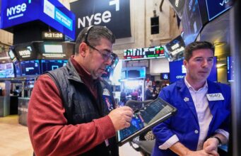 Asian shares tear and the yen surges in opposition to the dollar Asian shares tear and the yen surges in opposition to the dollar