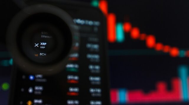 How Low Can XRP Stride? 3 Downside Targets and -70% XRP Payment Prediction