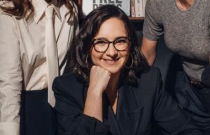 CBS News chief Bari Weiss tells group ‘we’re toast’ with out exchange CBS News chief Bari Weiss tells group ‘we’re toast’ with out exchange