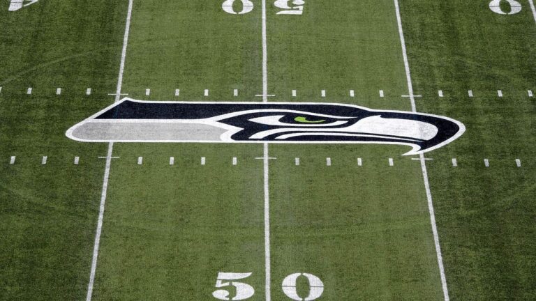 Sources: Seahawks to breeze up for sale after SB LX