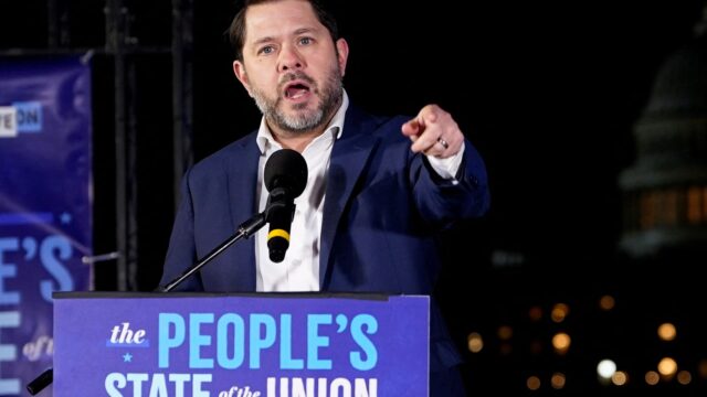 Congressional Democrats search files from reversal of Russian oil sales into India as energy costs soar