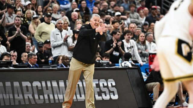 Painter picks up earn No. 500 as Purdue advances