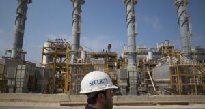 Oil drops extra than 4% as Trump signals Iran talks despite Tehran denial Oil drops extra than 4% as Trump signals Iran talks despite Tehran denial