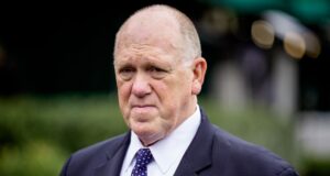 Border czar says ICE would possibly perchance fair no longer leave airports as soon as TSA officers are paid Border czar says ICE would possibly perchance fair no longer leave airports as soon as TSA officers are paid