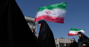 IRAN: STRAIT CLOSED AGAIN IRAN: STRAIT CLOSED AGAIN