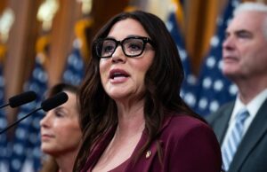Labor Secretary Lori Chavez-DeRemer leaves Trump cabinet, Keith Sonderling takes over Labor Secretary Lori Chavez-DeRemer leaves Trump cabinet, Keith Sonderling takes over