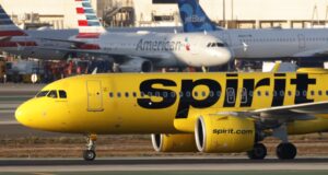 Clock ticks on Spirit Airlines as bondholders weigh Trump bailout. Here’s what also can happen next Clock ticks on Spirit Airlines as bondholders weigh Trump bailout. Here’s what also can happen next