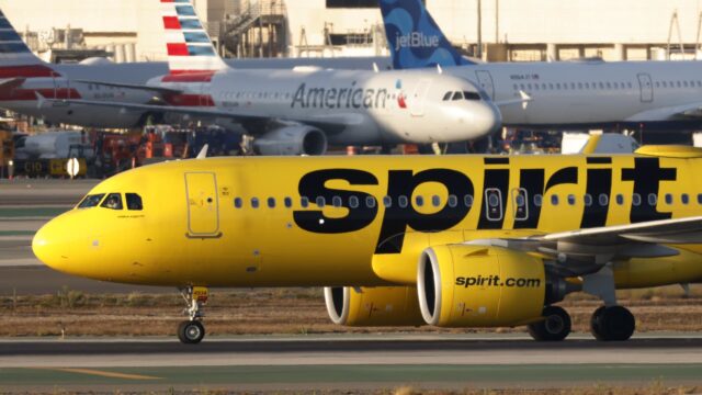 Clock ticks on Spirit Airlines as bondholders weigh Trump bailout. Here’s what also can happen next