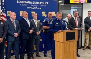 Cop apprehensive for decades by Roxanne Intelligent’s brutal killing didn’t live to look for suspects arrested Cop apprehensive for decades by Roxanne Intelligent’s brutal killing didn’t live to look for suspects arrested