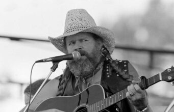Outlaw nation singer-songwriter David Allan Coe has died Outlaw nation singer-songwriter David Allan Coe has died