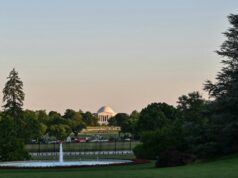 Secret Provider says it shot a man shut to the White House who allegedly fired toward officers Secret Provider says it shot a man shut to the White House who allegedly fired toward officers