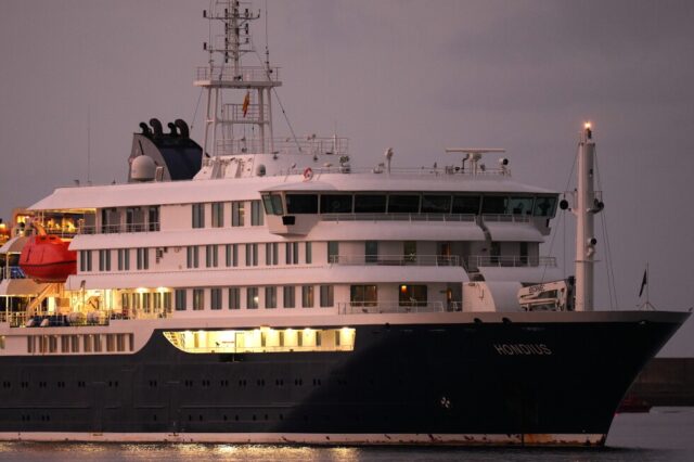 Cruise ship at heart of hantavirus outbreak arrives at Spain’s Tenerife