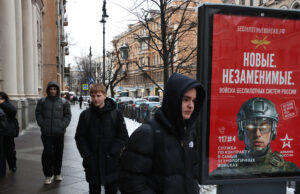 Interior Russia’s push to recruit college students as drone pilots in Ukraine Interior Russia’s push to recruit college students as drone pilots in Ukraine