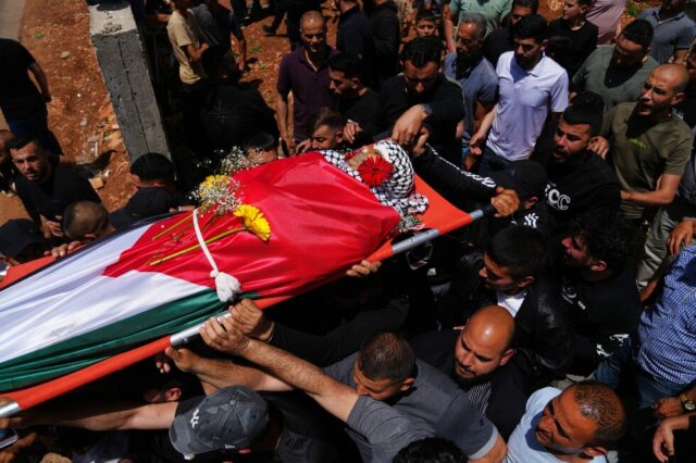 Palestinian man killed while climbing West Financial institution barrier into Israel