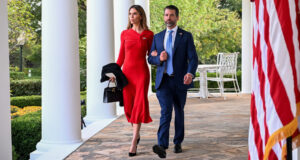 Donald Trump Jr. and Bettina Anderson fetch married in Florida Donald Trump Jr. and Bettina Anderson fetch married in Florida
