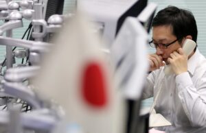 Japan’s Nikkei 225 tops 65,000 for first time as oil falls on Hormuz reopening hopes Japan’s Nikkei 225 tops 65,000 for first time as oil falls on Hormuz reopening hopes