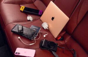 Squishmallows, dentures, and an ‘I Heart Sizzling Dads’ get: Uber has discovered hundreds of objects left in robotaxis Squishmallows, dentures, and an ‘I Heart Sizzling Dads’ get: Uber has discovered hundreds of objects left in robotaxis