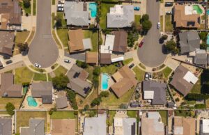 Sellers are pulling homes off the market at the quickest tempo since 2020 Sellers are pulling homes off the market at the quickest tempo since 2020