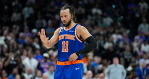 KNICKS WIN! KNICKS WIN!