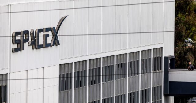 spacex-tops-amazon-and-microsoft-in-market-price-as-retail-merchants-poke-to-amass-shares.jpg SpaceX tops Amazon and Microsoft in market price as retail merchants poke to amass shares