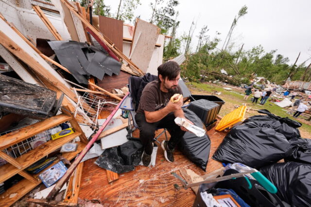erroneous-climate-whips-up-terror-but-a-safety-idea-can-aid.jpg Erroneous Climate Whips Up Terror, But a Safety Idea Can Aid