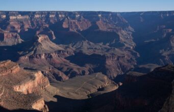 3 of us die from apparent warmth-associated ailments at Broad Canyon Nationwide Park 3 of us die from apparent warmth-associated ailments at Broad Canyon Nationwide Park