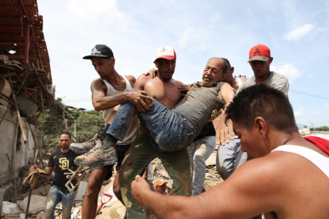 Venezuela digs by quake rubble…