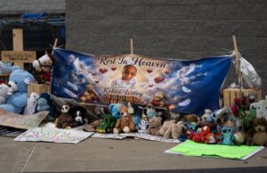 Household of 1-twelve months-ancient boy fatally shot by Mississippi police explain goodbye, as questions remain Household of 1-twelve months-ancient boy fatally shot by Mississippi police explain goodbye, as questions remain