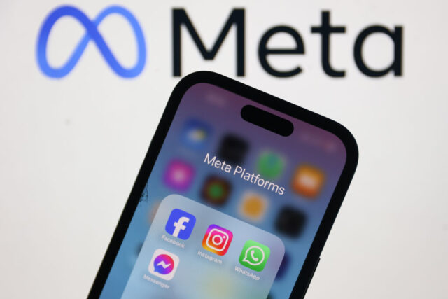 eu-threatens-meta-with-fines-over-addictive-aspects-on-fb-and-instagram.jpg EU threatens Meta with fines over addictive aspects on Fb and Instagram