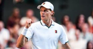 Defending Wimbledon champ Jannik Sinner defeats French Open winner Alexander Zverev in 4 gadgets Defending Wimbledon champ Jannik Sinner defeats French Open winner Alexander Zverev in 4 gadgets