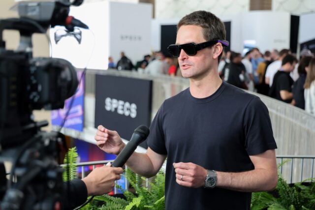 snap-ceo-sidesteps-specs-preorder-questions-about-q2-earnings-call.jpg Snap CEO sidesteps Specs preorder questions about Q2 earnings call