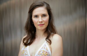 Amanda Knox Is Bringing A Solo Expose To The Edinburgh Fringe (And Getting Some Pushback) Amanda Knox Is Bringing A Solo Expose To The Edinburgh Fringe (And Getting Some Pushback)