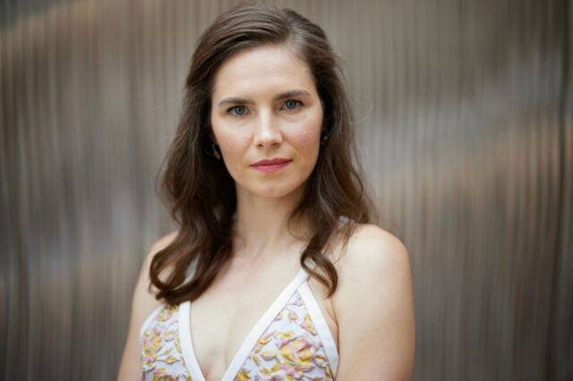 amanda-knox-is-bringing-a-solo-expose-to-the-edinburgh-fringe-and-getting-some-pushback.jpg Amanda Knox Is Bringing A Solo Expose To The Edinburgh Fringe (And Getting Some Pushback)