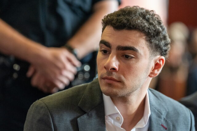 luigi-mangione-expected-to-plead-guilty-in-killing-of-unitedhealthcare-ceo.jpg Luigi Mangione expected to plead guilty in killing of UnitedHealthcare CEO