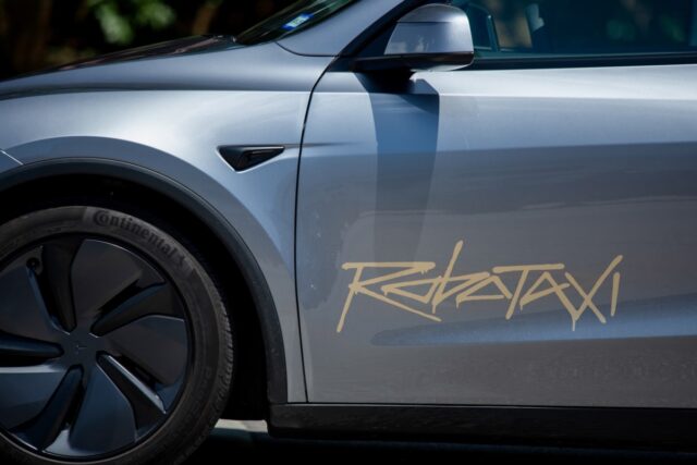 tesla-uber-and-waymo-all-fetch-the-ok-to-feature-hundreds-of-robotaxis-in-nevada.jpg Tesla, Uber, and Waymo all fetch the OK to feature hundreds of robotaxis in Nevada