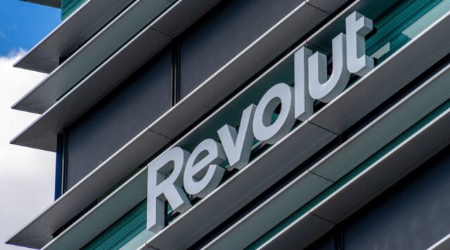Weekly Review: Revolut Launches Euro Stablecoin; IG Faces Outage