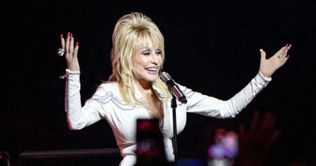 Tennessee moves to rename Nashville World Airport in Dolly Parton’s honor